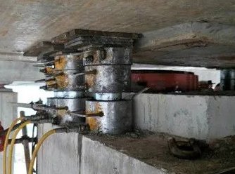 桥梁顶升支座更换施工难吗?(如何提高桥梁顶升支座更换质量)